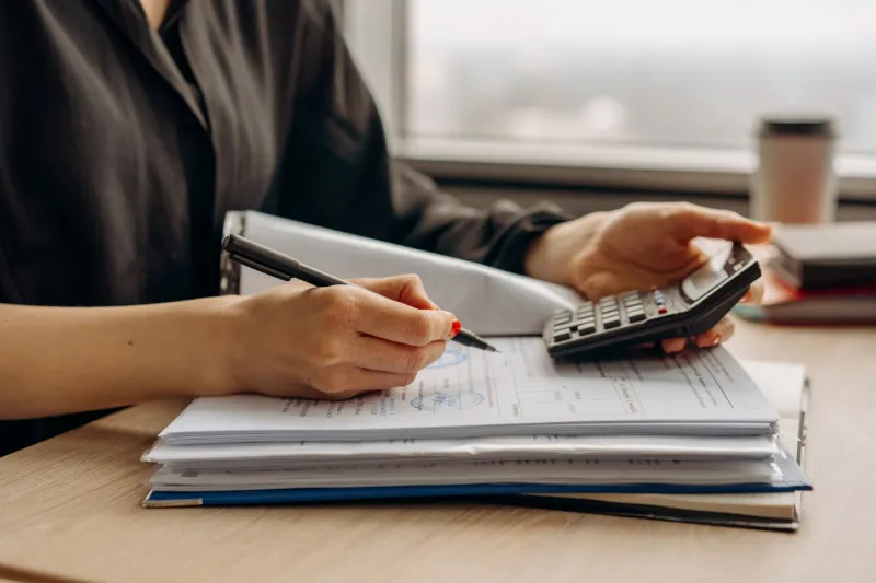 What Going Solo Actually Costs: The Hidden Financial Penalty of Independent Business Ownership
